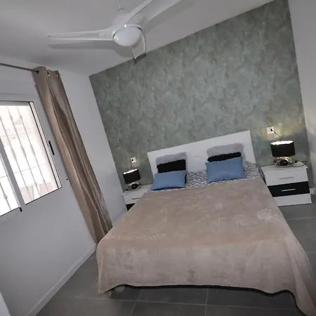 Bungalow Casa Blanca Feriehus