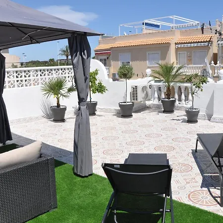 Bungalow Casa Blanca Feriehus