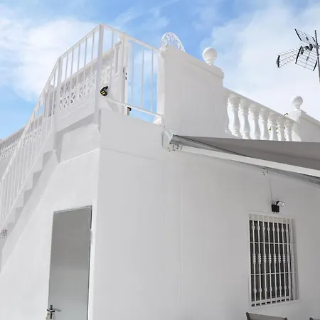 Bungalow Casa Blanca Feriehus *