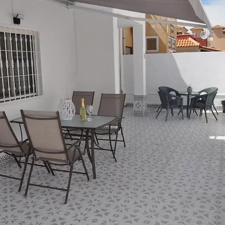 Bungalow Casa Blanca Feriehus *